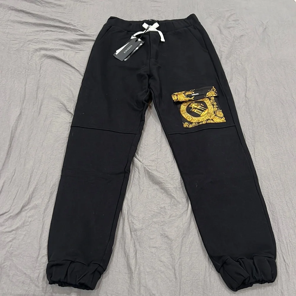 Versace - Picture 1 of 5
